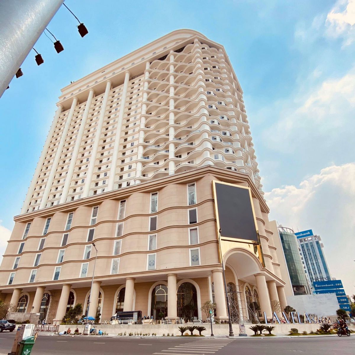 La Vela Saigon Hotel